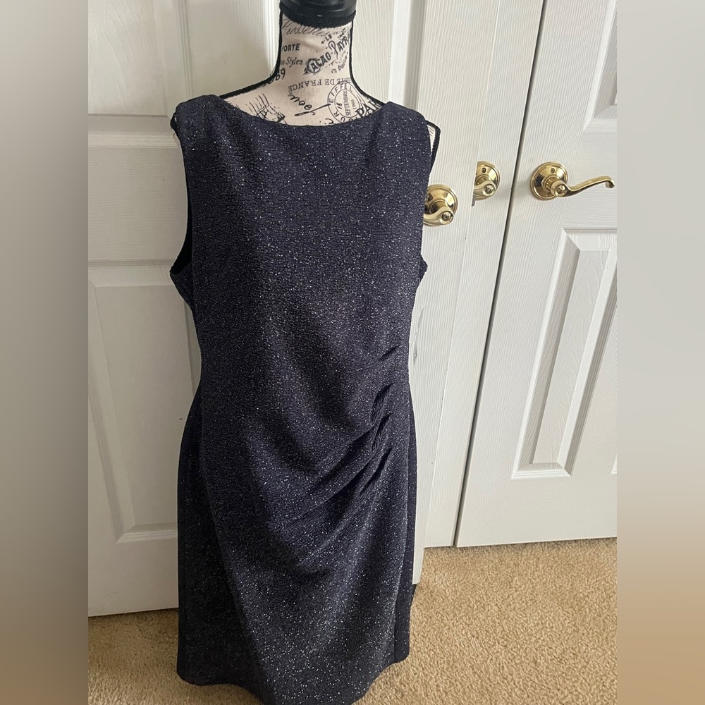 NEW JESSICA HOWARD WOMEN'S SPARKLE SHEATH PARTY DRESS (DK Gray and Silver) SZ 16